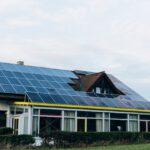 Hoe je zonnepanelen kunt installeren op je woning